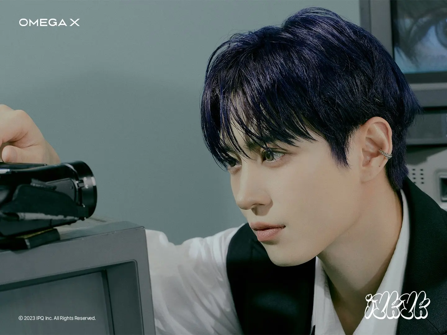 ฮวีชาน OMEGA X เข้ากรม-min