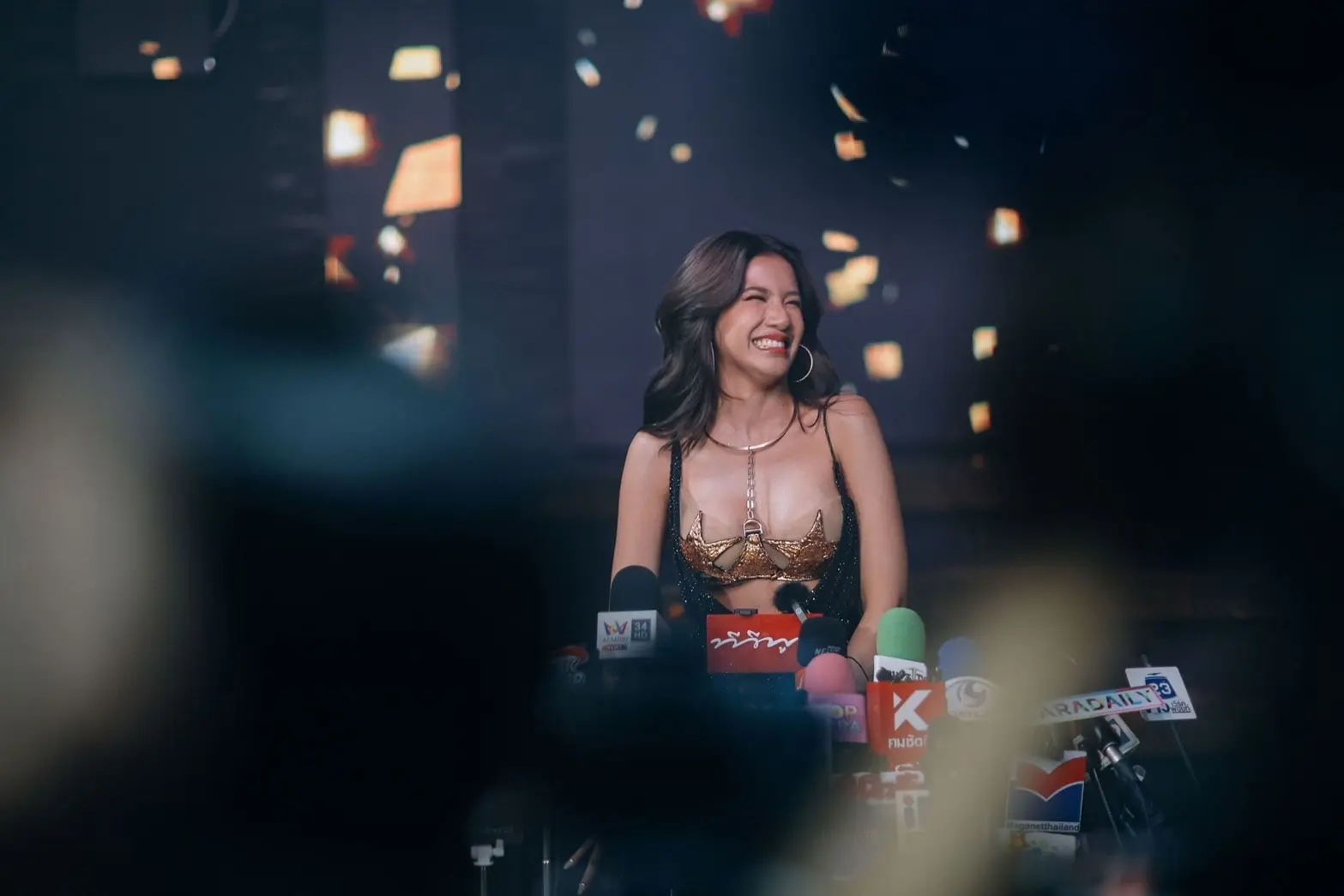 ใบเตย เพลง เเท่ด เเท่ด (TAD TAD)-min