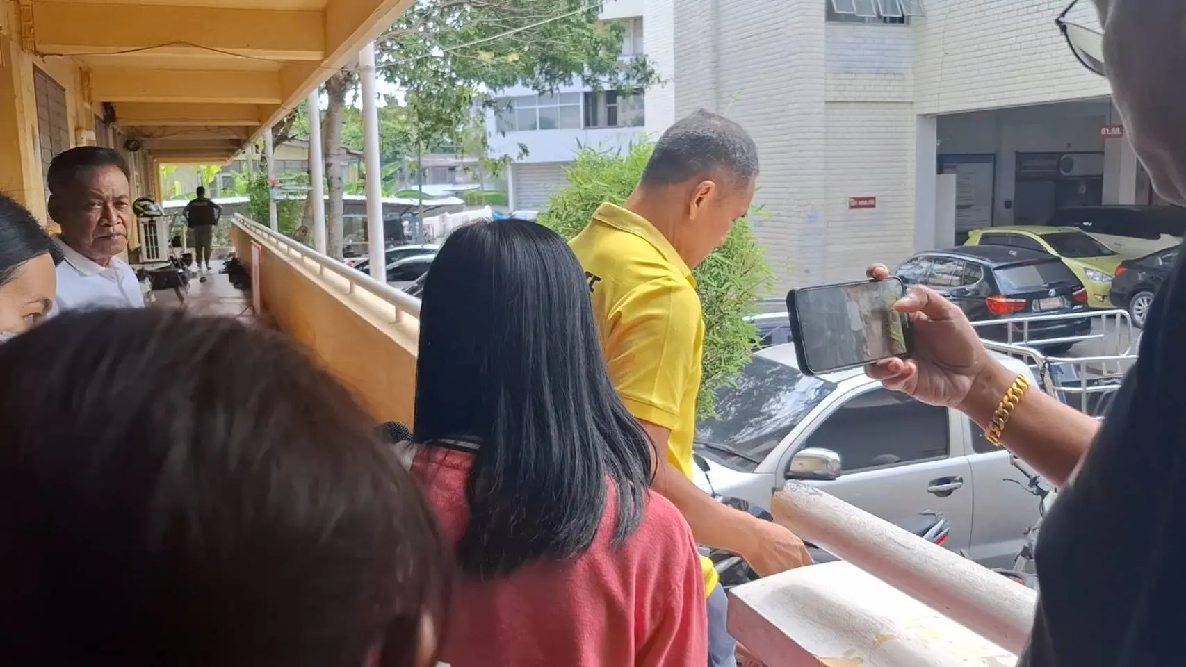 ขวางรถฉุกเฉิน (6)