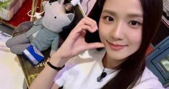 จีซู BLACKPINK ปล่อยมินิอัลบั้ม AMORTAGE-min