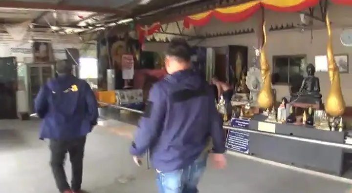 แก๊งพระนักบิณฑ์ มั่วสุมเสพยา ไม่รับกิจนิมนต์ (2)