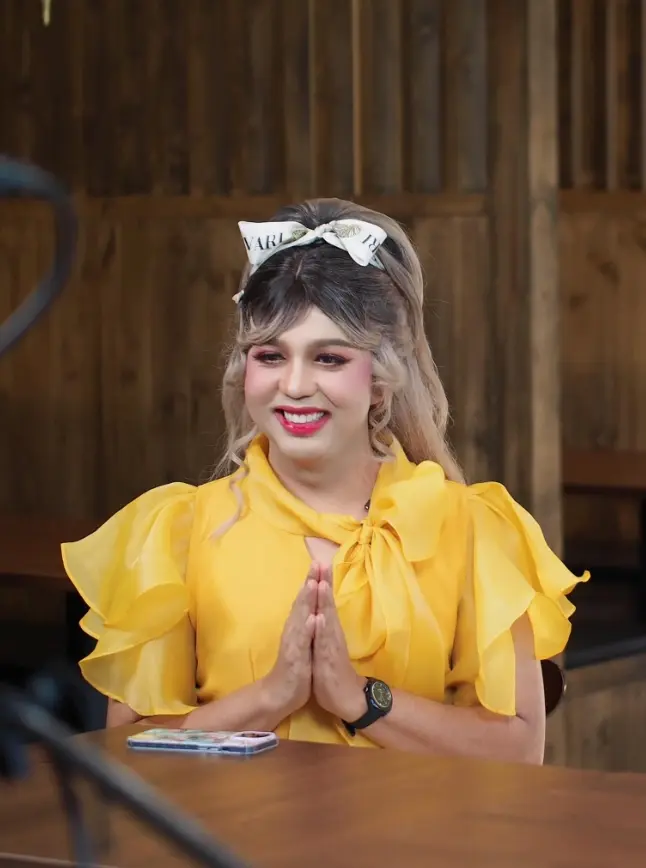 แพรรี่ ไพรวัลย์ ซัด ทิดแย้ม อดีตเจ้าอาวาสวัดไร่ขิง (1)