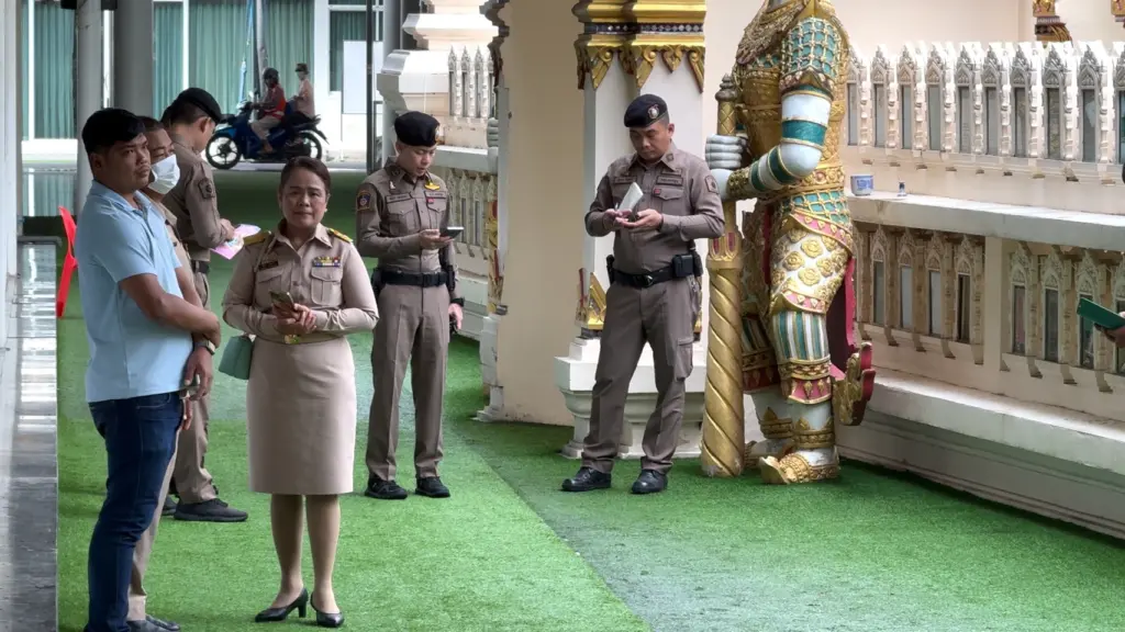 รายได้วัดไร่ขิง ตู้หยอดเงินวัดไร่ขิง งานวัดไร่ขิง (1)