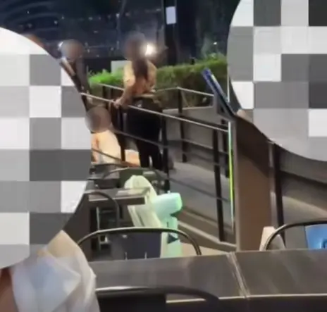 หลักฐานใหม่ ไอ้ก้อง จิกหัวลาก น้องเบล นางเอก MV กลางร้านอาหาร (2)