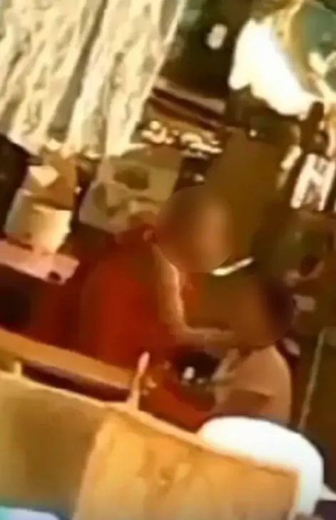 สีกากินบวบพระ เจ้าคณะตำบล ลำปาง