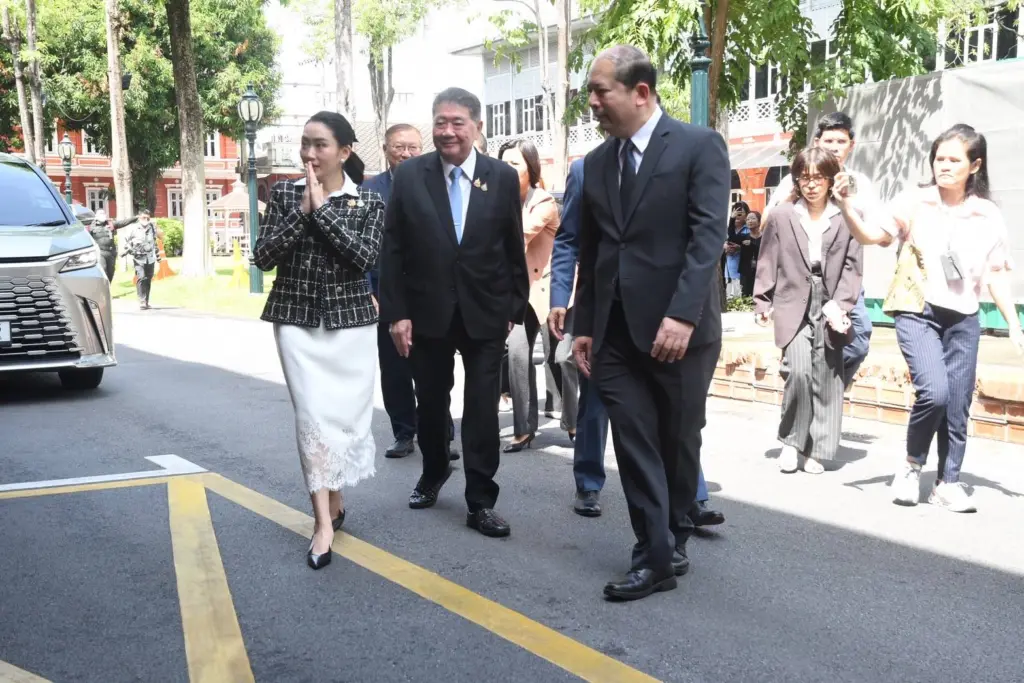 นายกสชมชายแดน2