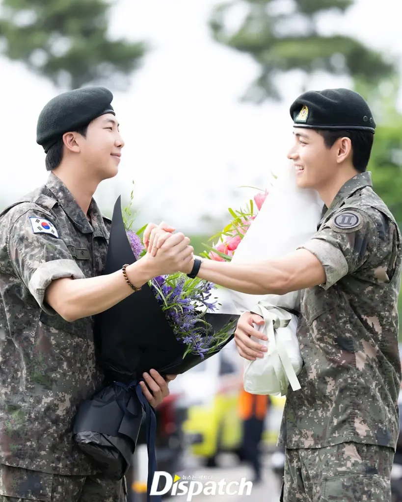 [RM - BTS] [V - BTS]