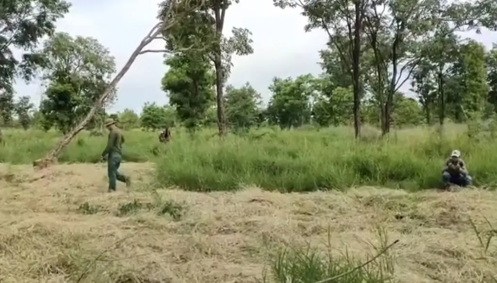 เขมรล้ำแดน