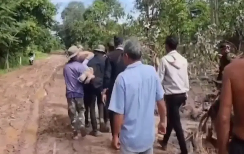 แบคโฮระเบิด2