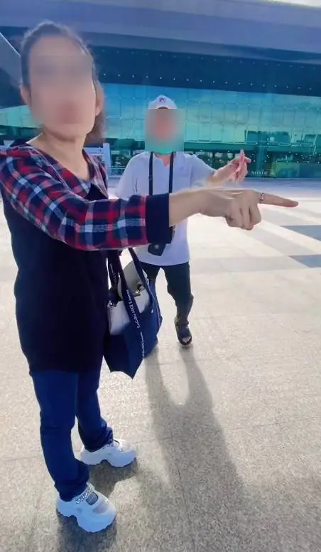 แท็กซี่ทวงเงิน