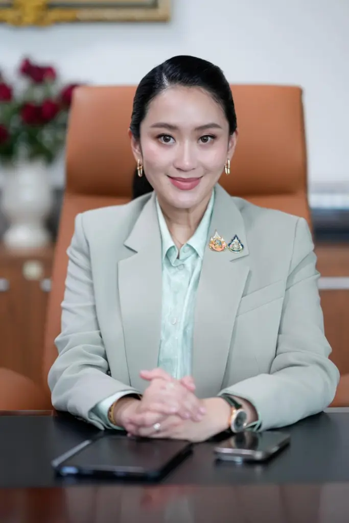 ศาลรัฐธรรมนูญ วินิจฉัย นายก อุ๊งอิ๊ง กรณี คลิปเสียงคุยฮุนเซน