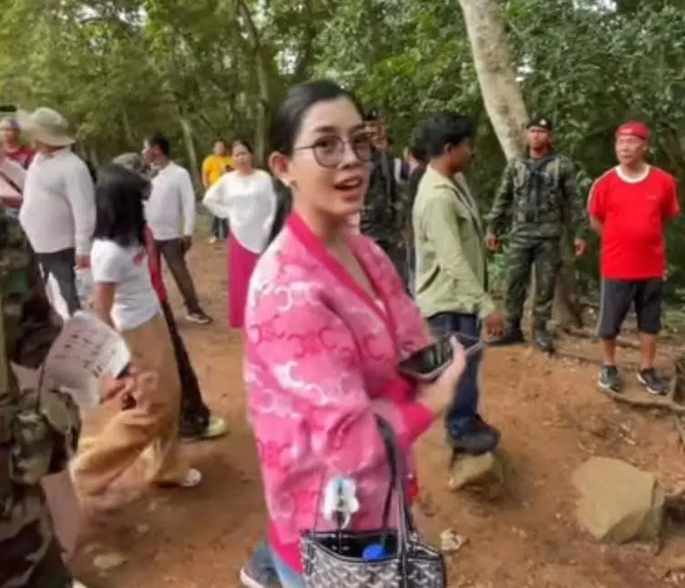 สาวเขมรเสื้อชมพู ตอบปม ขายตัว พัทยา