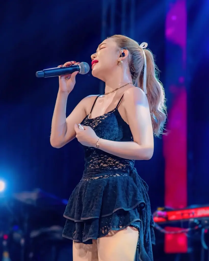 เฟิร์ส พรชิตา หนูเป็นคนไทย (7)