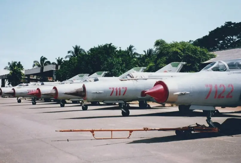 เครื่องบินรบเขมร2