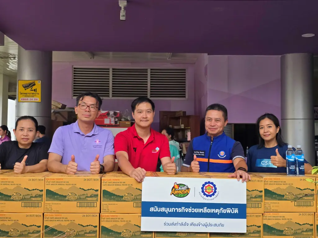 OR-Thai-flood-nan-hospital (3)