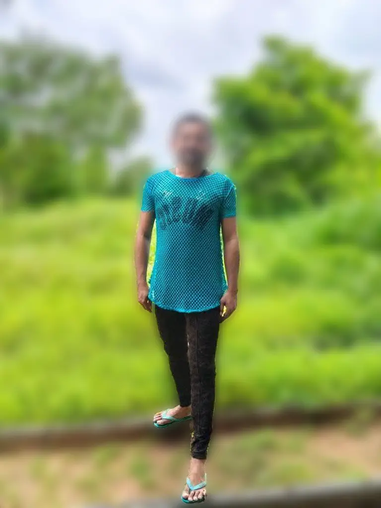 แฟชั่นทหารแนวหน้า จาก เสื้อผ้าที่ส่งมา