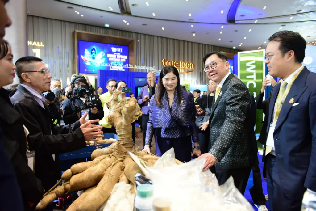 4.พาณิชย์พึ่งได้! “จตุพร” เปิดเวทีสัมมนามัน