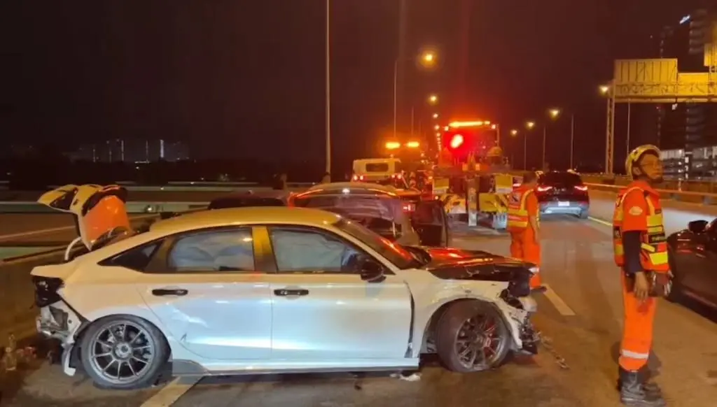 รถซิ่งทางด่วน