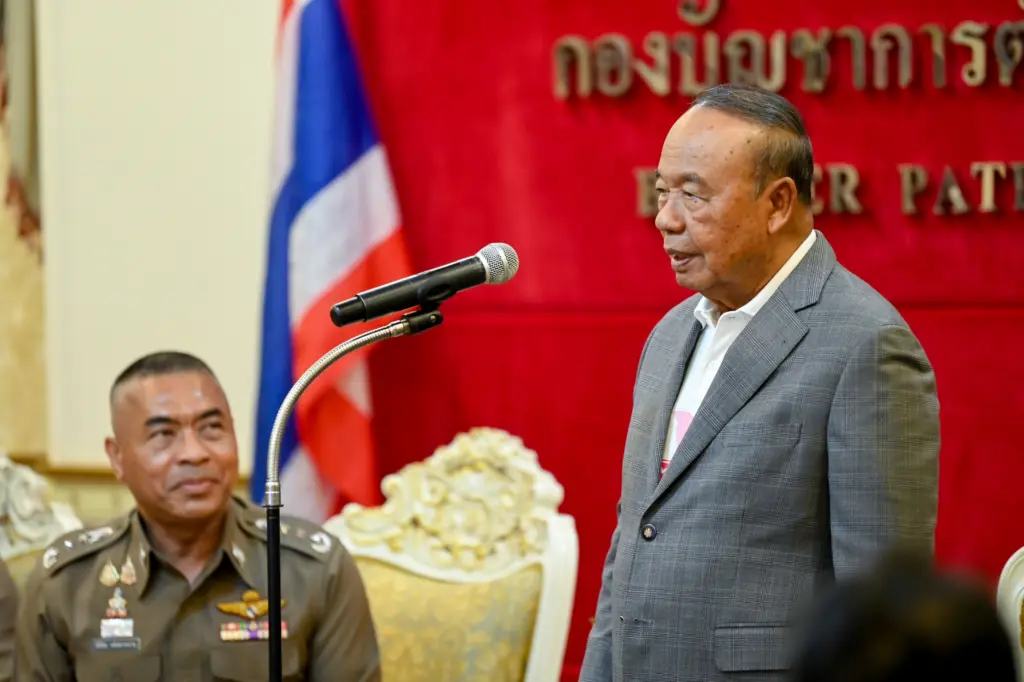 เมืองไทยประกันชีวิต และ มูลนิธิเมืองไทยยิ้ม สนับสนุนตำรวจชายแดน (2)