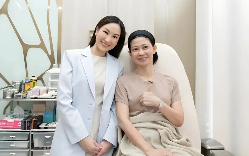 รีวิว RWC Clinic จากลูกค้าปรับลุค ปรับหน้า กับ หมอขมน (6)