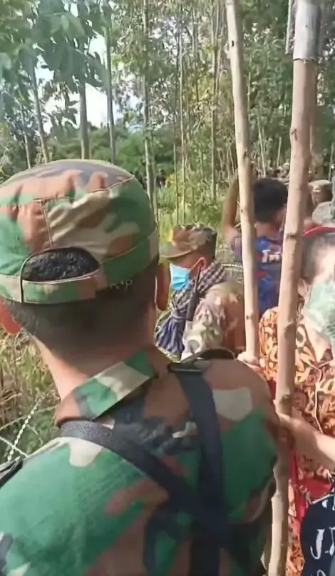 รื้อลวดหนาม3