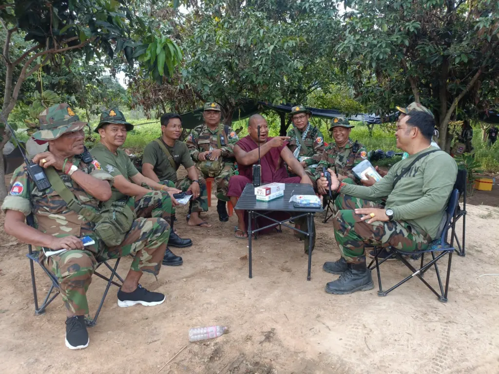 แกนนำพระเขมร บ้านหนองหญ้าแก้ว เคยบัญชาการหน่วยแนวหน้า (1)