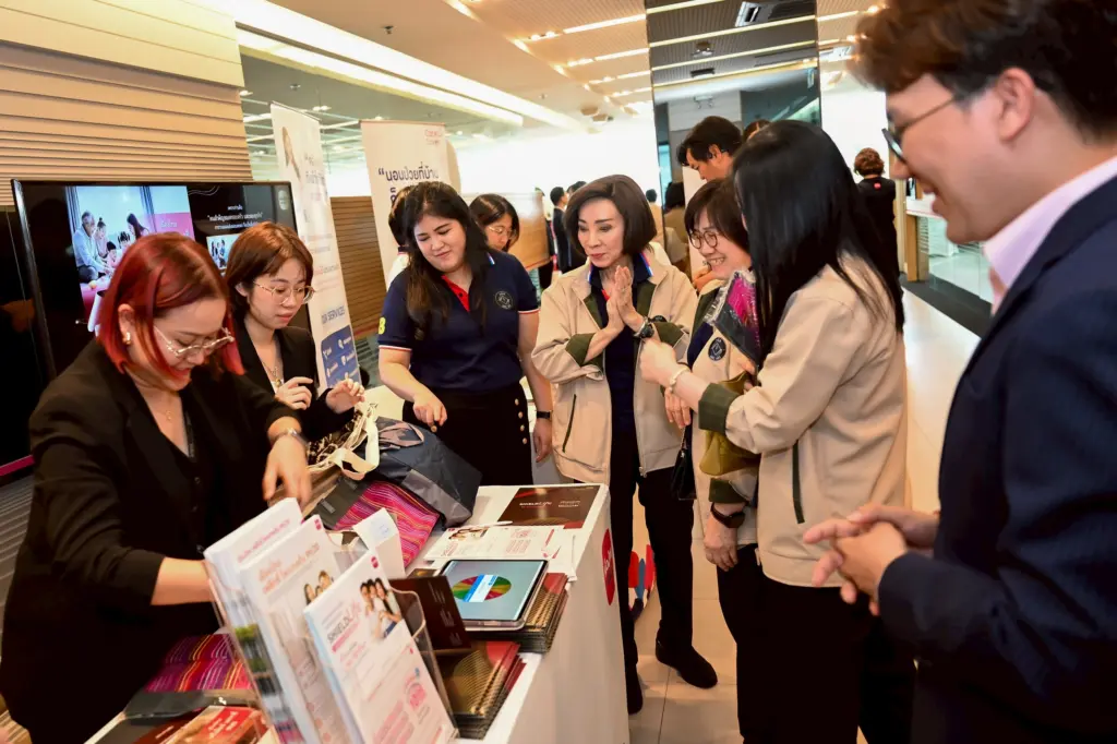 เมืองไทยประกันชีวิต จัดบรรยาย เมืองไทยมีสาระ ต้อนรับ วปส. รุ่นที่ 13 (2)