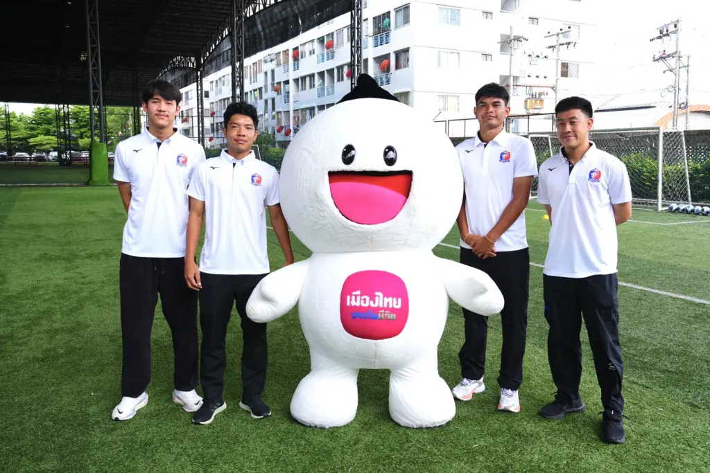 เมืองไทยสไมล์คลับ เมืองไทยสไมล์ ฟุตบอลคลินิก ปั้นนักฟุตบอลมืออาชีพ (1)