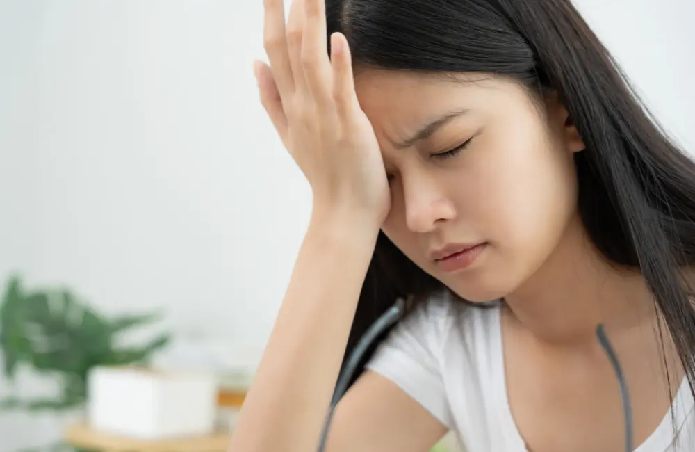 จ้องคอมนาน ปวดตา สัญญาณเตือน Digital Eye Strain