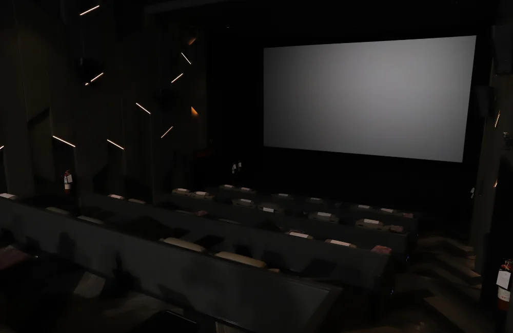 ห้างติด BTS (1)