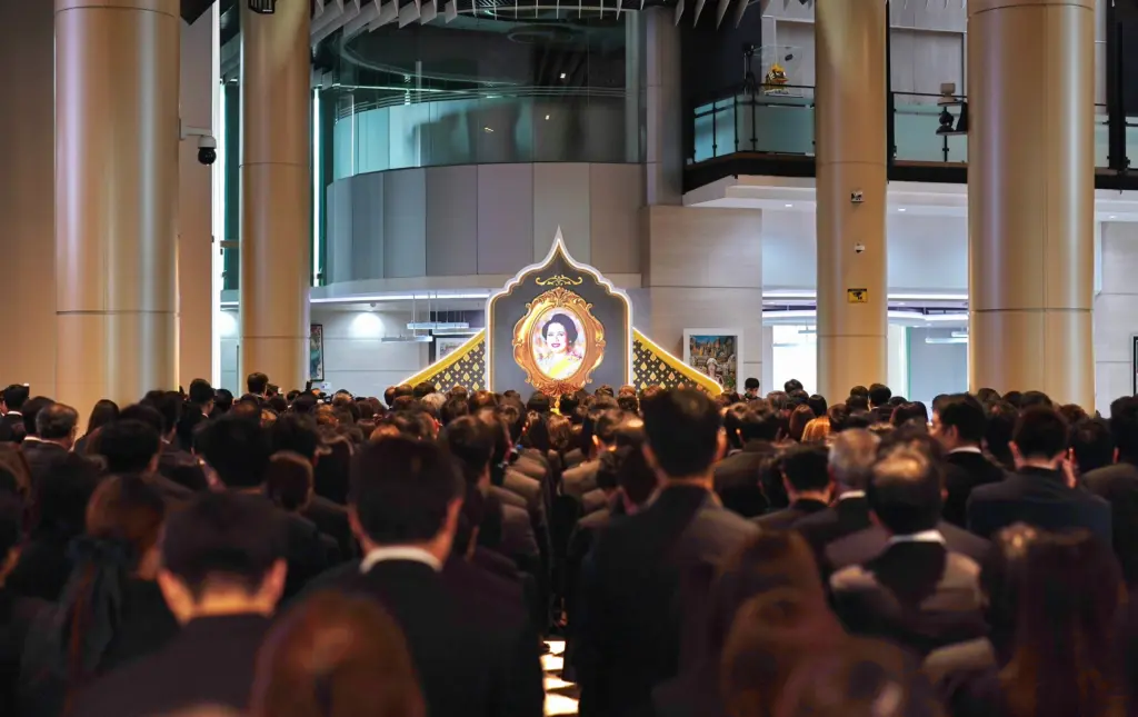 กลุ่ม ปตท. จัดพิธีแสดงความอาลัย-2