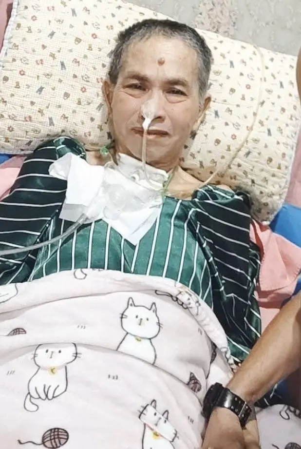 เด๋อตลก