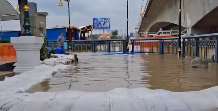 ท่าน้ำนทท์