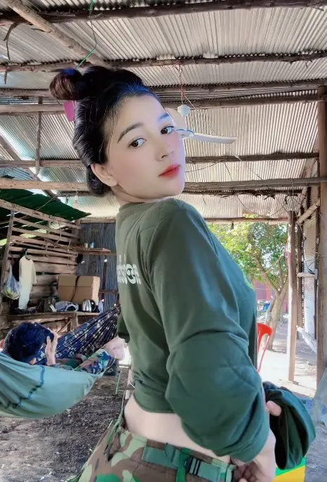 ทหารเขมรเช็กซี่2